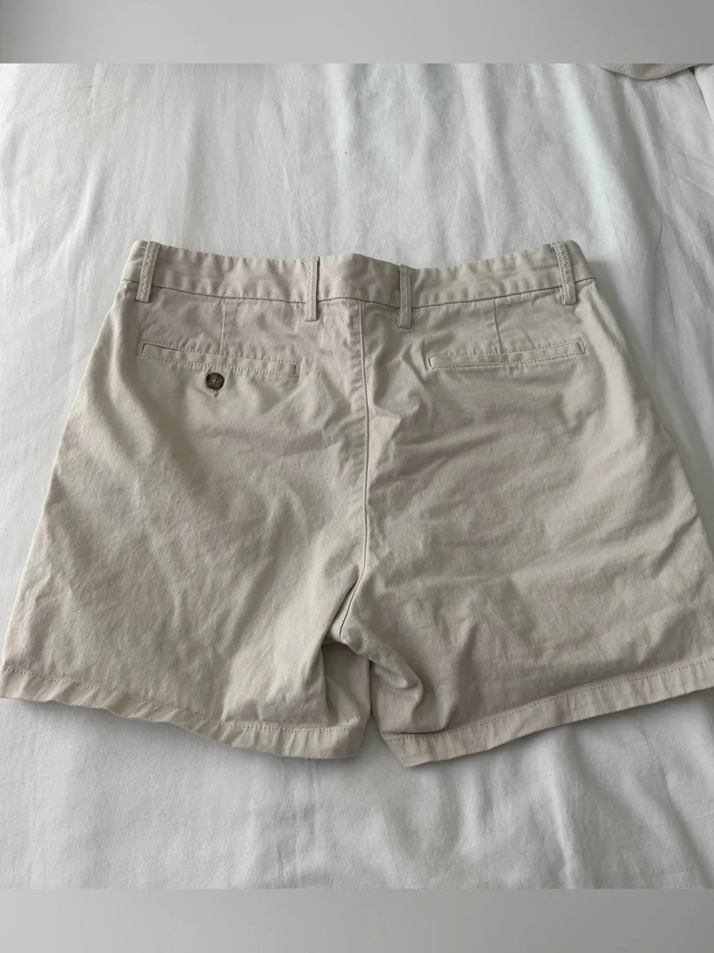 Old Navy Men’s Beige Cotton Chino Shorts